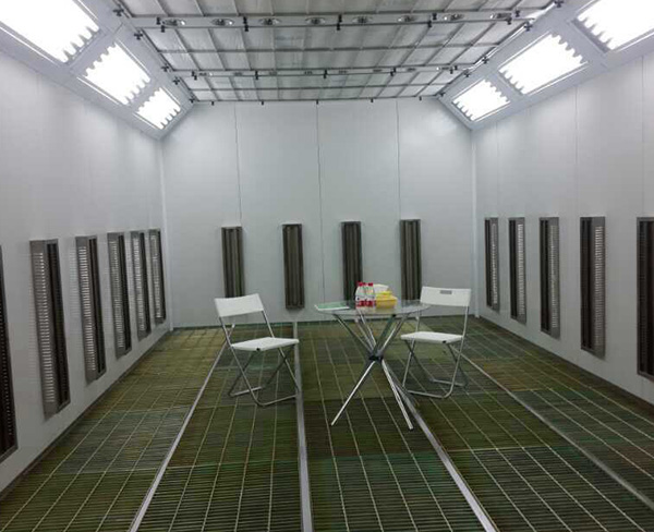 工(gong)業噴烤漆房 (6)